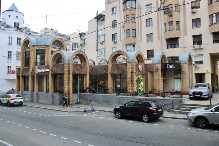 Торговая площадь, 631 м²