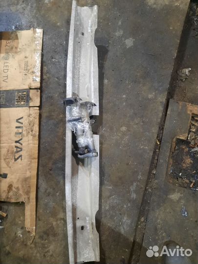 Усилитель заднего бампера ауди а6с5