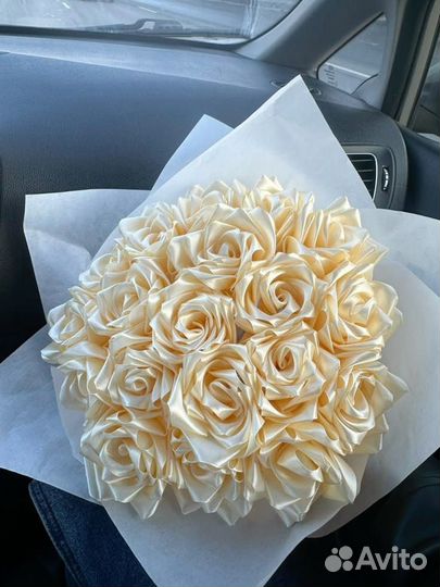 Букет из атласных лент