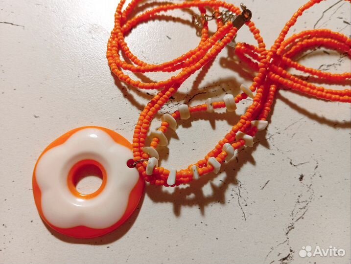 Пластмассовые бусы