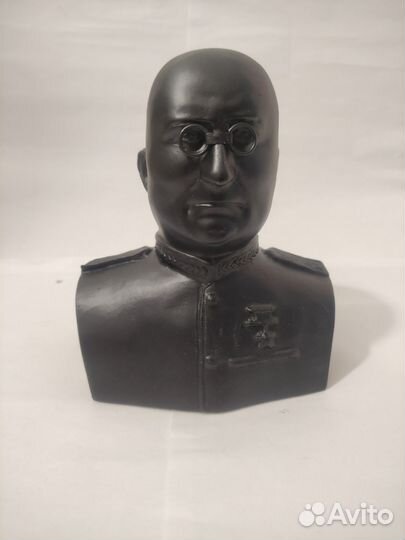 Бюст Берия Л. П