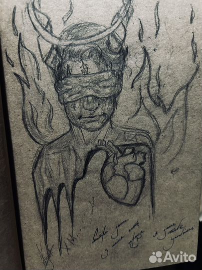 Скетчбук с рисунками