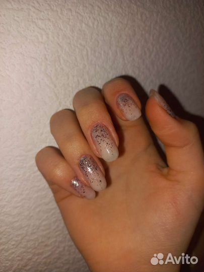 Услуги маникюра и педикюра на дому