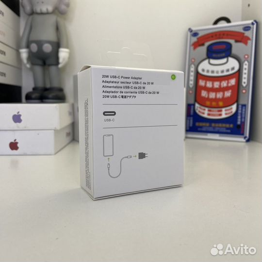 Блок зарядки iPhone 20w новый оригинал