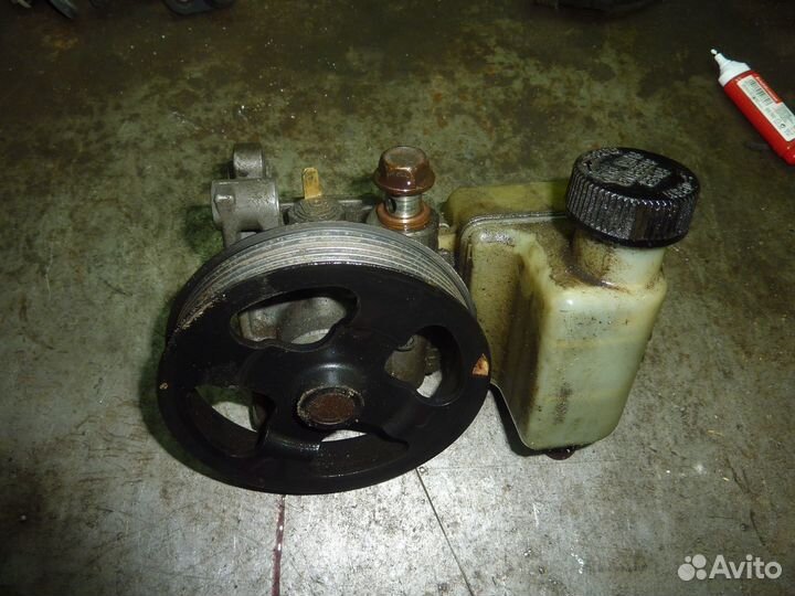 Насос гур mazda 6 gg