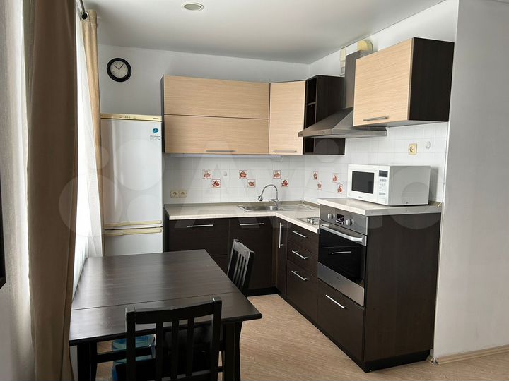 2-к. квартира, 50 м², 6/17 эт.