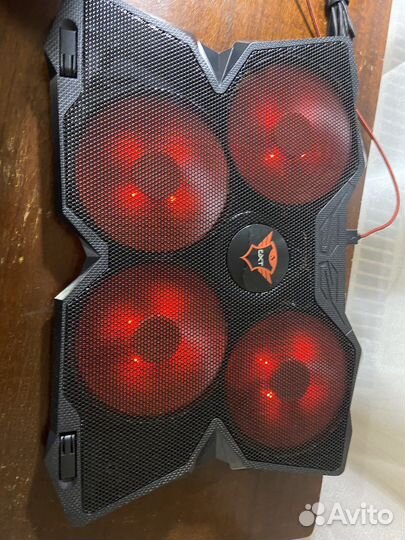 Подставка для охлаждения ноутбука