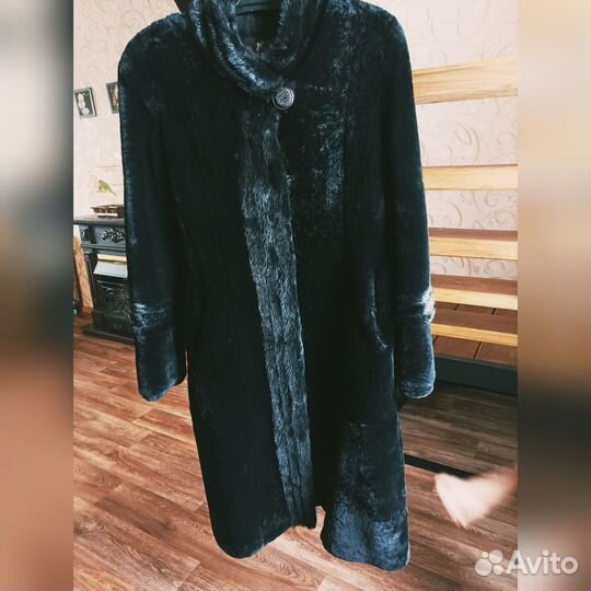 Продам шубу. Мутон, вставки норка. 46-48