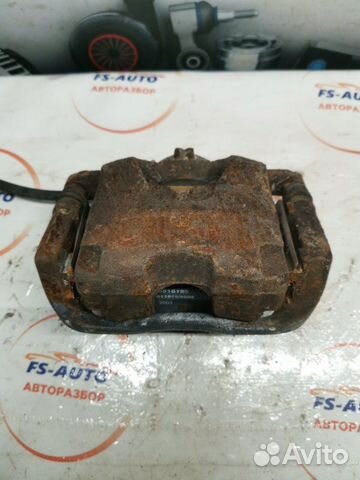 Суппорт тормозной передний правый Opel Mokka 1.6