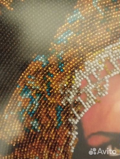 Картина бисер в стекле и раме 