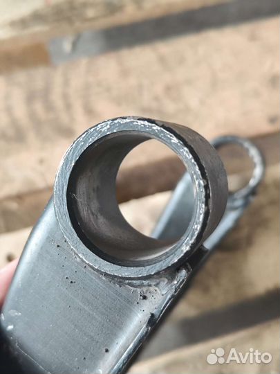 Рычаг подвески Волга 3110 левый