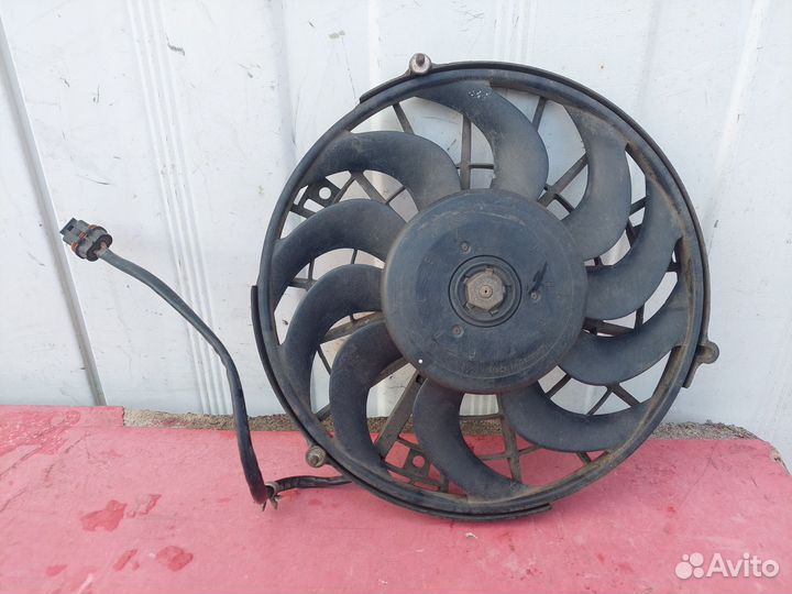 Вентилятор радиатора кондиционера Opel Astra F