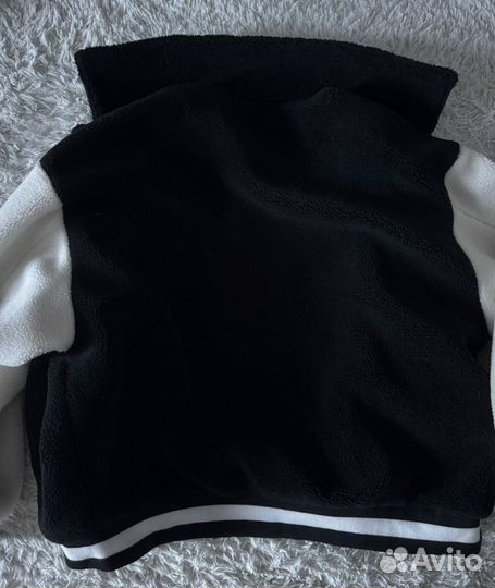 Бомбер плюшевый