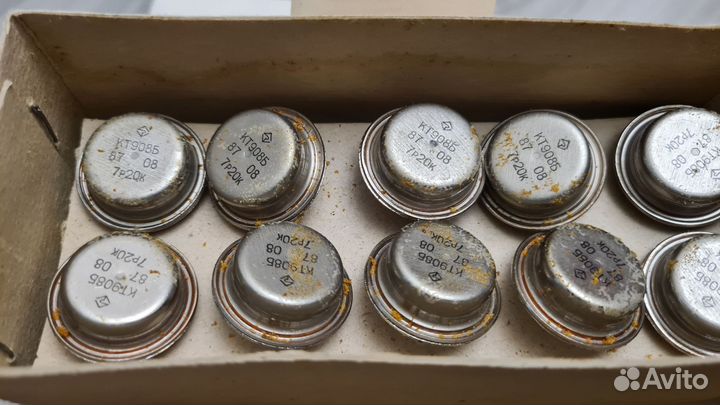 Транзисторы кт908б 56шт.(1987г СССР)