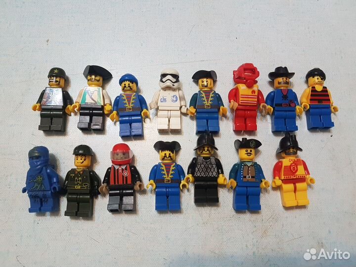 Ведро с Лего, Lego 2.5 кг + фигурки