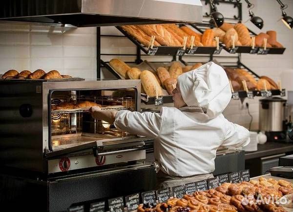 Пекарня у метро / Высокий трафик клиентов