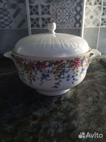 Супница из фарфорового сервиза lumenay 1777