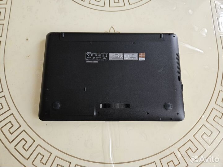 Мощный Asus с SSD 256