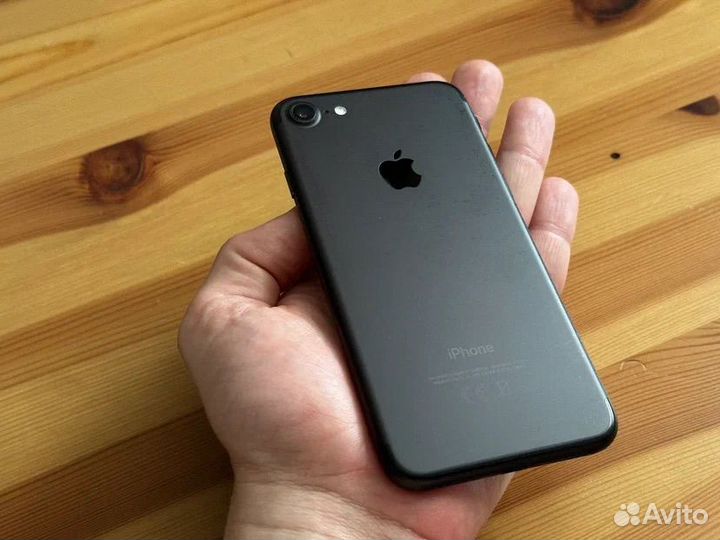 iPhone 7, 128 ГБ
