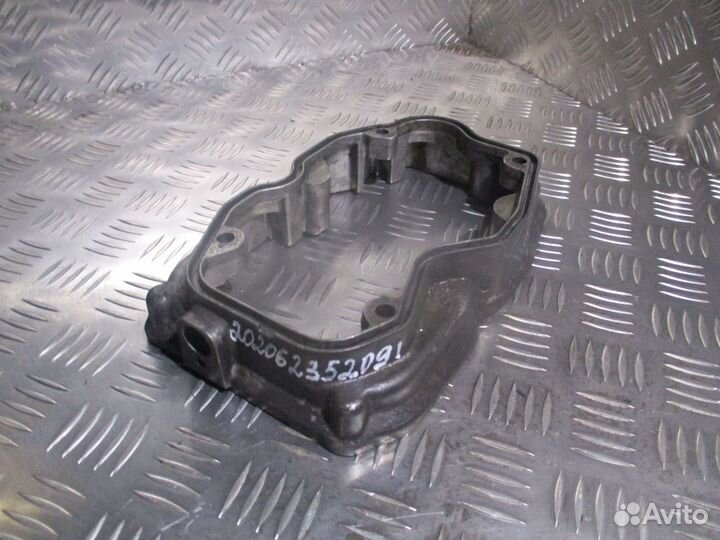 Проставка клапанной крышки Scania 1398886