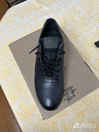 Полуботинки