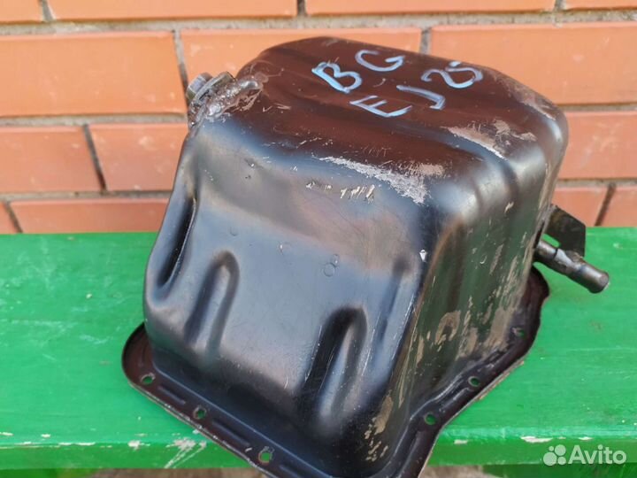 Поддон двигателя субару Легаси BG