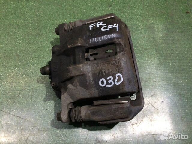 Суппорт тормозной передний правый Honda Accord CF4