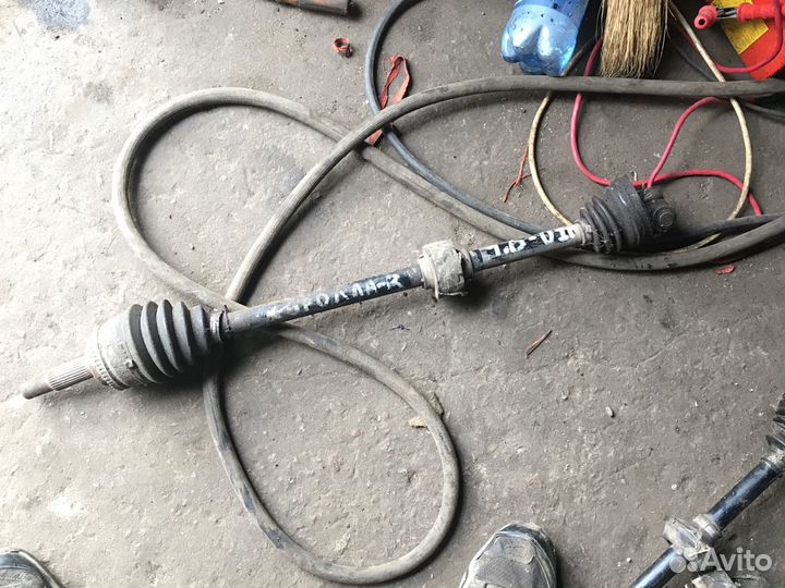 Привод передний правый королла 1.6 2001 года