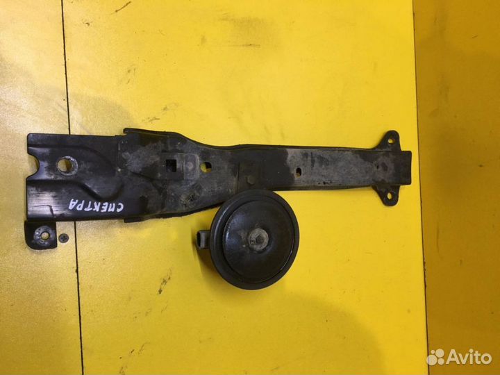 Панель передняя Kia Spectra 2004–2006