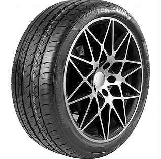 Sonix Prime UHP 08 245/35 R19 93W