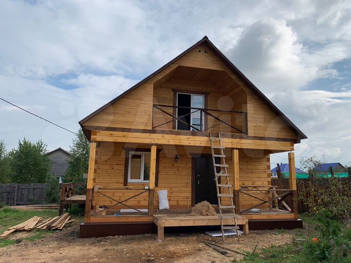 Дом 160 м² на участке 5 сот.