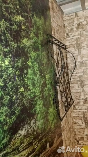 Кованая вешалка