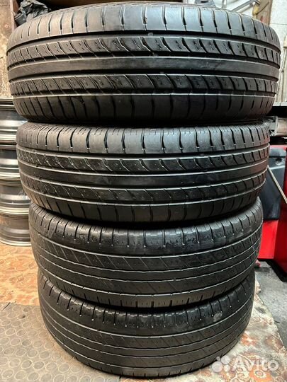 Nexen Roadian 541 235/75 R16