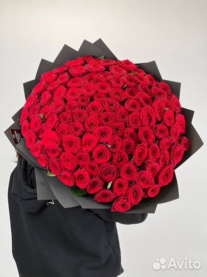 Розы Букеты из 101 розы Красные розы