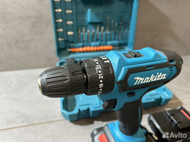 Шуруповерт makita 26В с набором