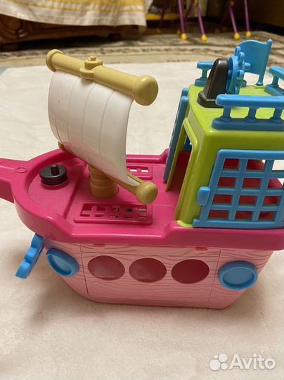 Корабль детская игрушка