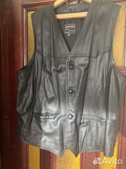 Жилетка кожаная мужская
