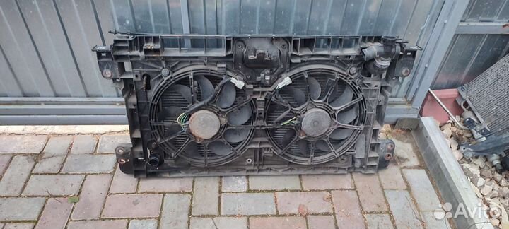 Радиатор и передняя понель Ниссан Тиана J32