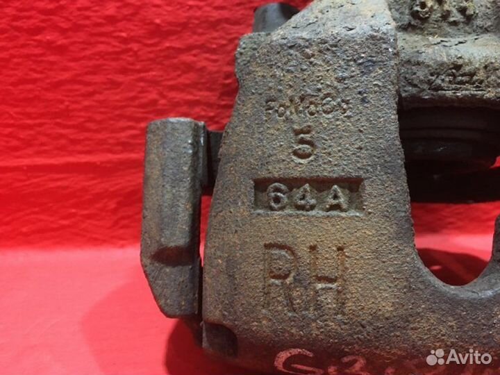 Суппорт передний правый Mazda 3 BK Z6 VE 1.6L 1598