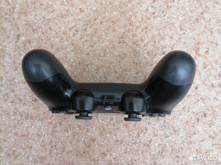 Геймпад ps4