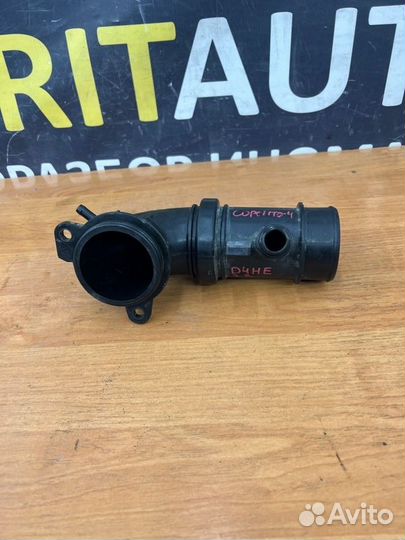 Патрубок воздушного фильтра Kia Sorento 4 4WD D4HE