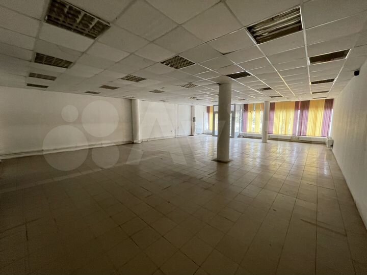 Торговая площадь, 260 м²