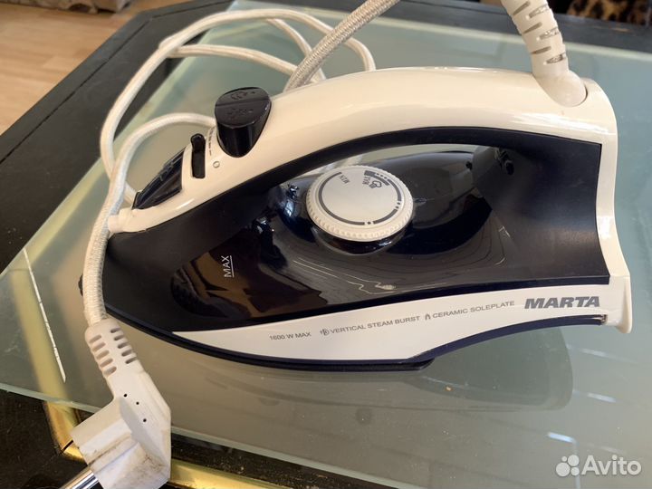 Утюг Marta MT-1129