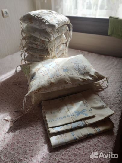 Бортики на детскую кроватку