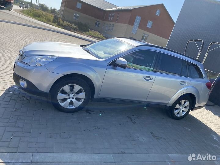 Subaru Outback 2.5 МТ, 2011, 261 322 км