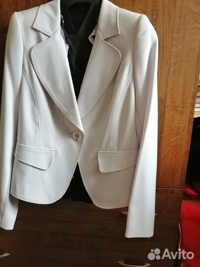 Совершенно новые, красивые женские вещи