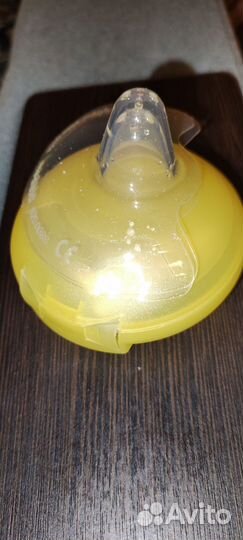 Накладки на грудь medela