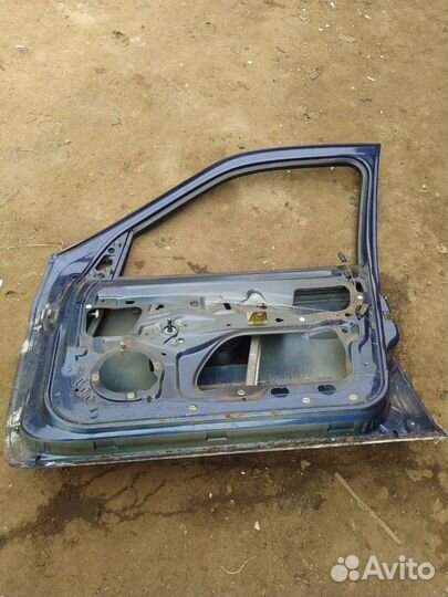 Дверь передняя правая Рено символ Renault symbol