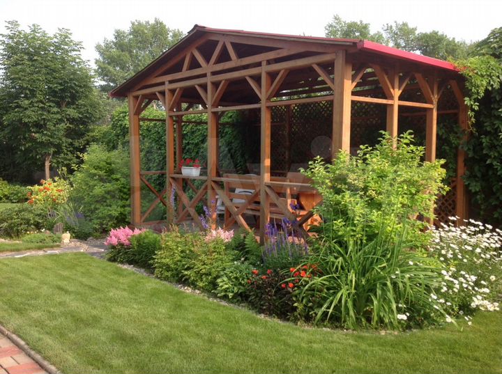 Коттедж 602 м² на участке 25 сот.