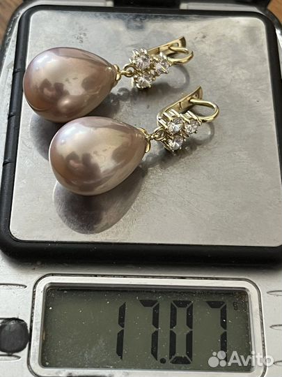 Золотые серьги с жемчугом